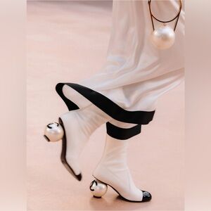 CHANEL 25K MID-CALF PEARL HEEL BOOT WHITE/BLACK— NWT  SIZE 37.5